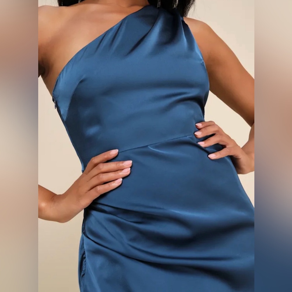 Lulu's Love Me Tonight Navy Blue Satin One-Shoulder Mini Dress Small - Picture 11 of 12